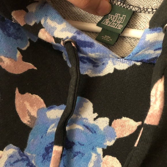 Floral Hoodie Dress - Picture 4 of 4